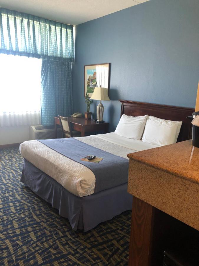 Capes 3* Virginia Beach